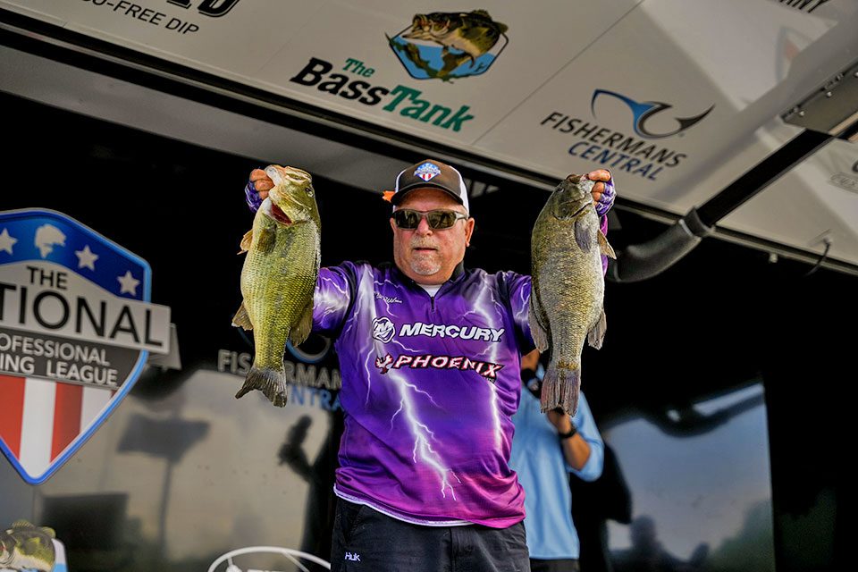 Tim Wilson Takes the Day One Lead at Saginaw Bay