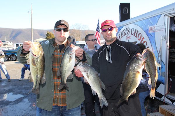 Eric Catlett & Dallas Cole Win Stop #1 of the Angler’s Choice Team Tournament Trail VA Division on SML