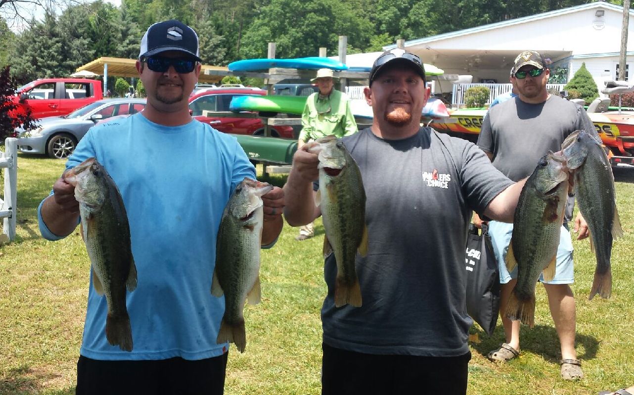 1st place – Tyler farmer /Jacob Lee Win One Stop Mart Leesville Lake Tournament Trail