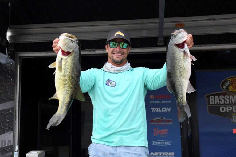 Two Big Largemouth Lift Hahner To Bassmaster Open Lead At Lake Hartwell  