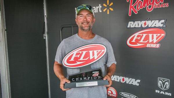 LIEBLONG WINS RAYOVAC FLW SERIES CENTRAL DIVISION FINALE ON LAKE DARDANELLE PRESENTED BY MERCURY