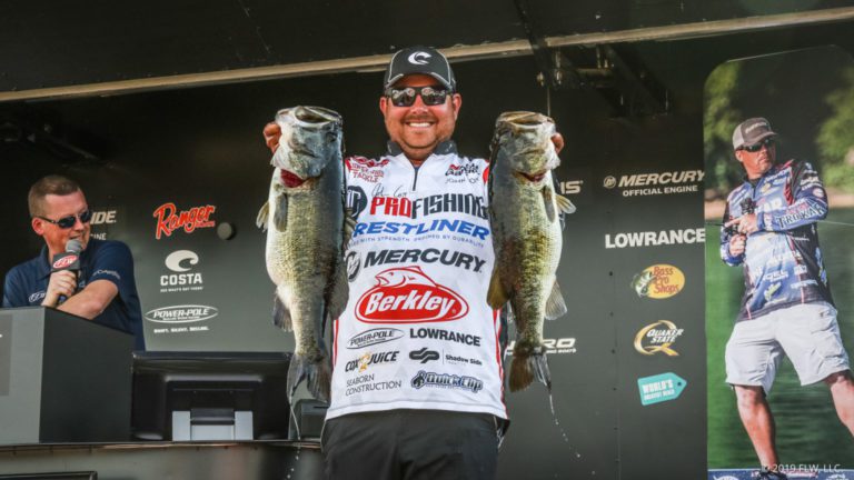 COX CATCHES 31-POUND LIMIT, LEADS DAY ONE OF FLW TOUR AT LAKE TOHO PRESENTED BY RANGER BOATS