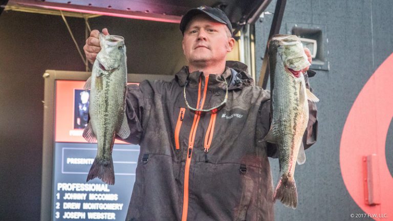 ALABAMA’S MCCOMBS VAULTS TO LEAD ON DAY THREE OF FLW TOUR AT BEAVER LAKE PRESENTED BY GENERAL TIRE