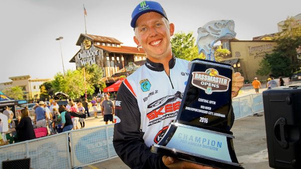 Jones Realizes Dream On Red River – Bass Pro Shops Bassmaster Central Open #2  October 1,2016