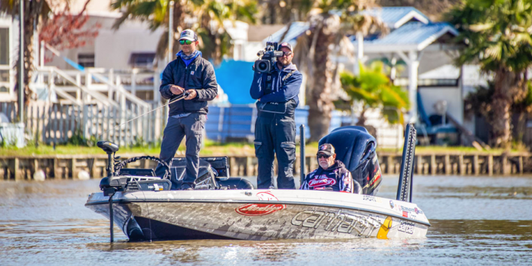 Lee Lays Claim to Shotgun Round Heavy Weight   with 32-2 on Lake Conroe