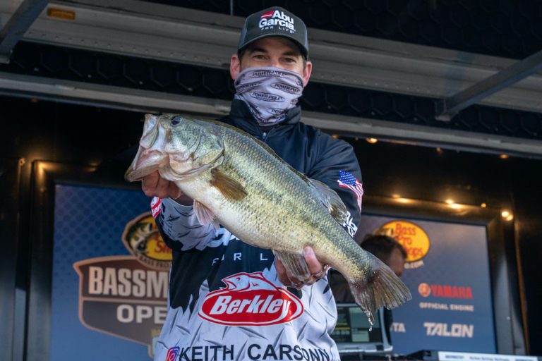 Big Bite Helps Carson To Lead At Bassmaster Eastern Open On Lay Lake