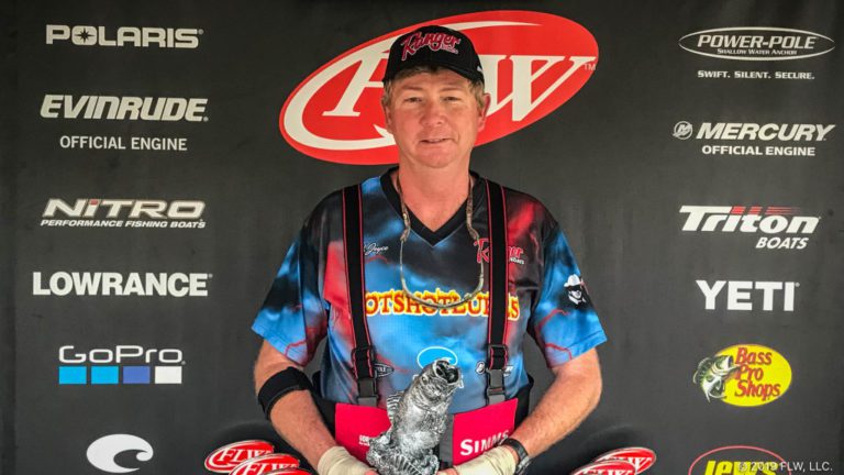 APEX’S JOYCE WINS T-H MARINE FLW BASS FISHING LEAGUE OPENER ON KERR LAKE