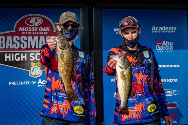 Kentucky Anglers Win Bassmaster High School Series Tournament On Lake Cumberland