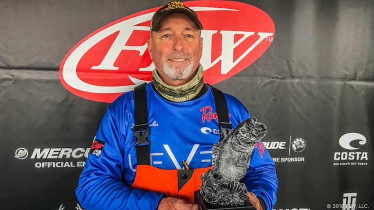 NORTH CAROLINA’S CHANDLER WINS T-H MARINE FLW BASS FISHING LEAGUE PIEDMONT DIVISION TOURNAMENT ON SMITH MOUNTAIN LAKE