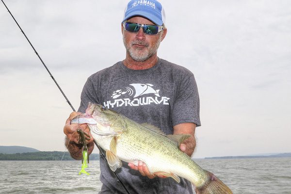 Choosing the Right Lure for Ledge Fishing David A. Brown 06/15/2016