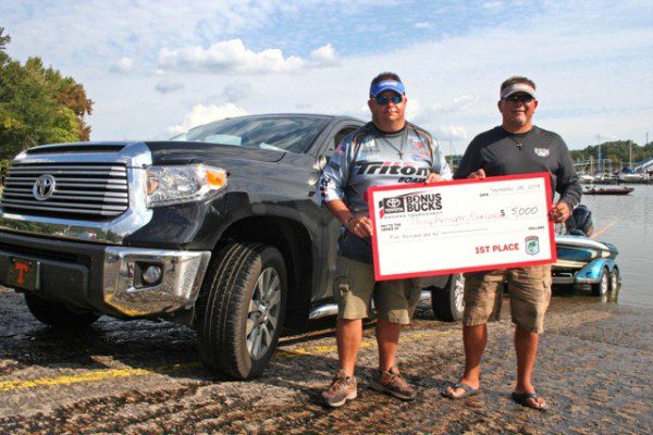 Lashlee, Arrington Win Toyota Owners Tournament by: admin