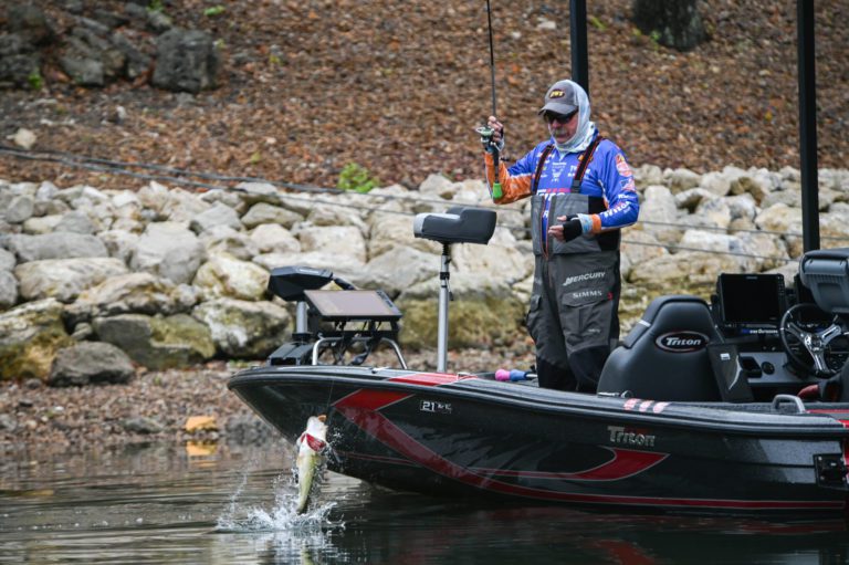Shaw Grigsby Leads Day 1 at MLF Bass Pro Tour Bass Boat Technologies Stage Four on Lake of the Ozarks Presented by Bass Cat