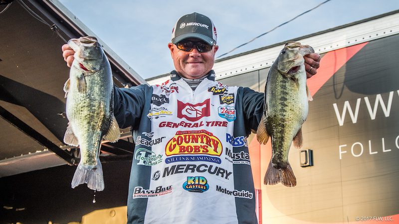 ROSE LEADS DAY TWO OF FLW TOUR ON LAKE GUNTERSVILLE PRESENTED BY LOWRANCE