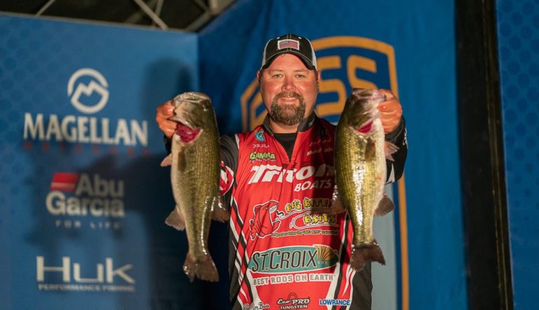 Kentucky Angler Leads B.A.S.S. Nation Championship On Pickwick Lake