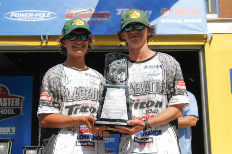 Alabama Anglers Play It Cool To Win Bassmaster High School National Championship On Kentucky Lake