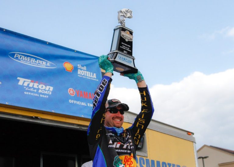 DeFoe Scores Another Bassmaster Opens Victory At Douglas Lake