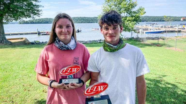 Red Hill High School Wins FLW High School Fishing presented by Favorite Fishing Lake Guntersville Open