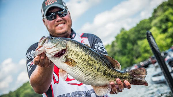 WOOLEY TAKES LEAD ON DAY TWO OF WALMART FLW TOUR ON LAKE CHICKAMAUGA PRESENTED BY IGLOO COOLERS