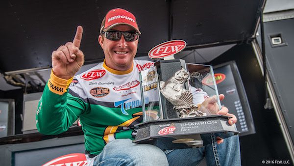 CANTERBURY WINS WALMART FLW TOUR ON BEAVER LAKE PRESENTED BY JACK LINK’S