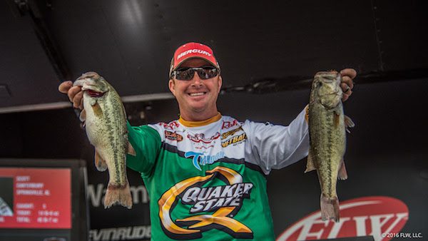 ALABAMA’S CANTERBURY TAKES LEAD ON DAY THREE AT WALMART FLW TOUR ON BEAVER LAKE PRESENTED BY JACK LINK’S