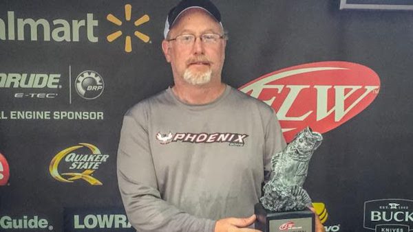 FAYETTEVILLE’S MOONEYHAM WINS FLW BASS FISHING LEAGUE PIEDMONT DIVISION EVENT ON LAKE GASTON PRESENTED BY POWER-POLE