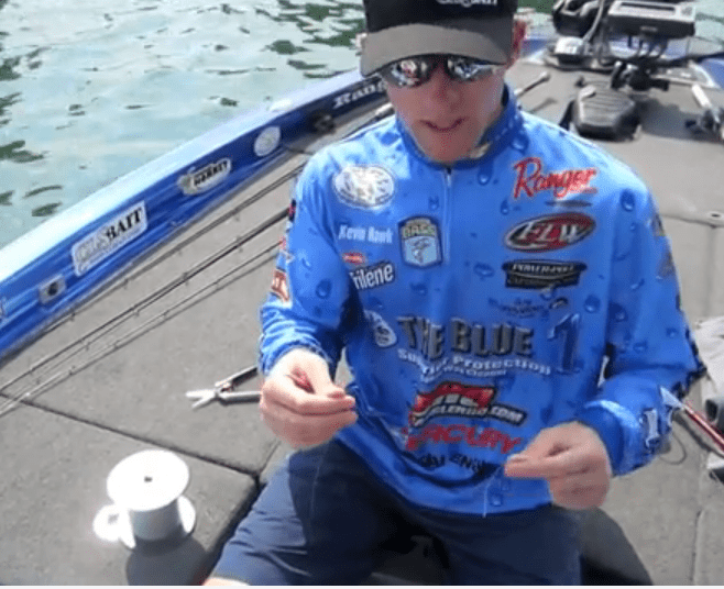 Tying the Modified Albright Knot With FLW Pro Kevin Hawk – Video Tip