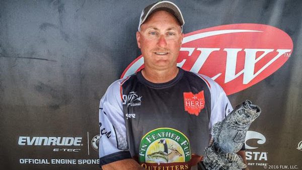 ASHLAND’S HATFIELD WINS FLW BASS FISHING LEAGUE BUCKEYE DIVISION FINALE ON LAKE ERIE