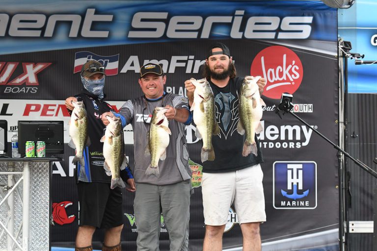 Steven McAvoy and Josh Butts take the Win at Guntersville with 28.28 in the Alabama Bass Trail North Division