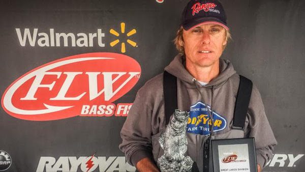 FELDERMANN WINS WALMART BASS FISHING LEAGUE GREAT LAKES DIVISION EVENT ON MISSISSIPPI RIVER