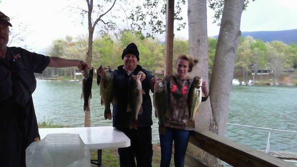 Mike and Taylor Thomas win Reel Drag Bass Anglers event Sponsored by Smith Mt. Dock & Lodge 4-20-15