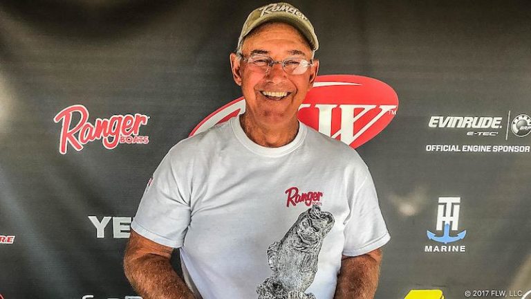 MONSOOR WINS T-H MARINE FLW BASS FISHING LEAGUE GREAT LAKES DIVISION FINALE ON MISSISSIPPI RIVER