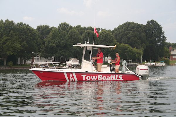 Set the Hook! with Pat Rose – Jul 16, 2016 Featuring Towboat US Chattanooga & Larry Brown