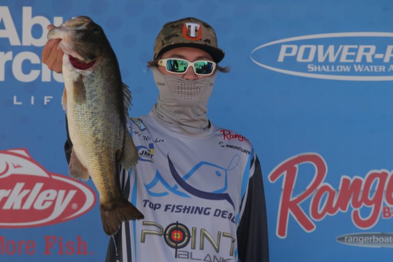 Alabama Rookie Grabs Lead At Bassmaster Elite Series Event On Lake Guntersville