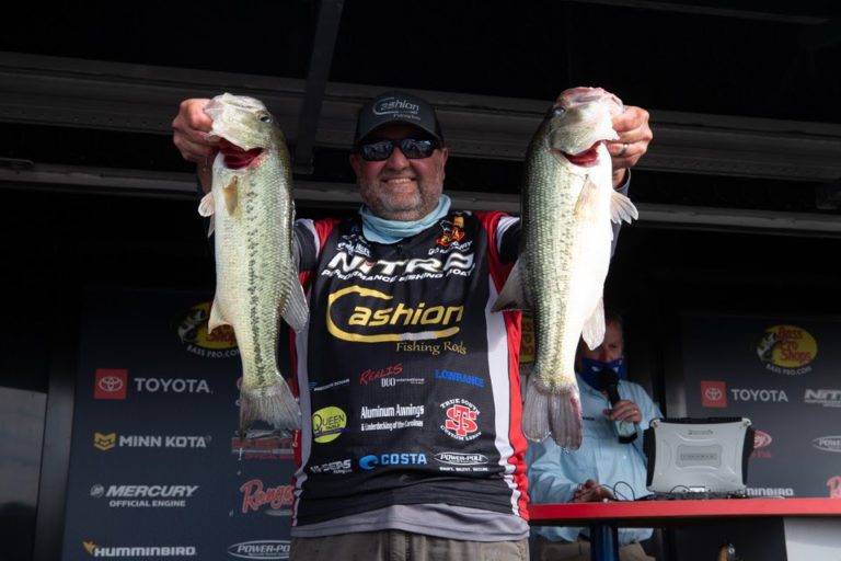 Williams Works Mudlines To Take Lead At Bassmaster Open On Douglas Lake