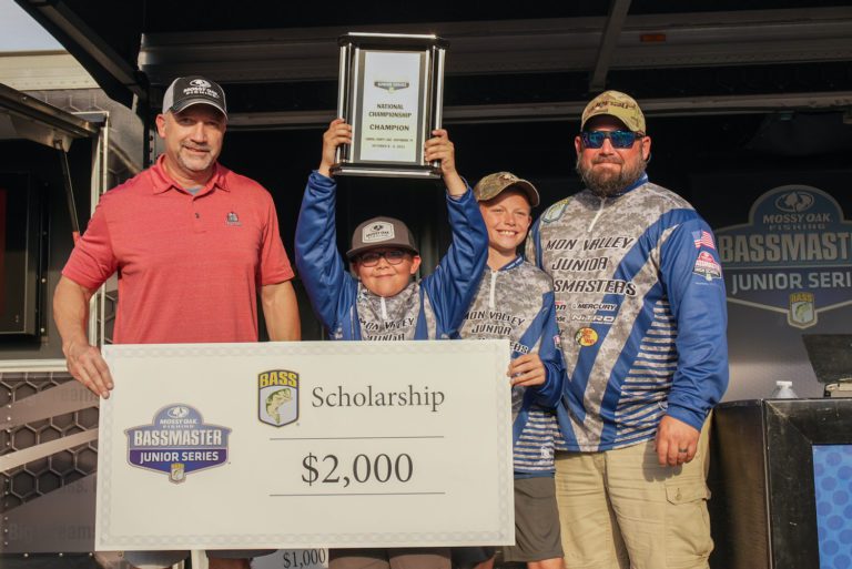 Big Morning Lifts Hollen And Clark To Bassmaster Junior Championship Win