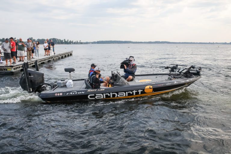 Matt Lee Cruises to Win Group A Qualifying Round at MLF Bass Pro Tour Toyota Stage Six at Lake Champlain Presented by Googan Baits