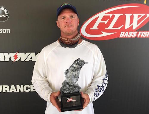 MORFIS WINS WALMART BASS FISHING LEAGUE GATOR DIVISION EVENT ON LAKE OKEECHOBEE