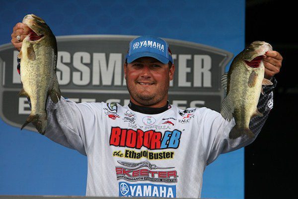 Set the Hook! with Pat Rose – Nov 05, 2016 Featuring Bassmaster Elite Series Pro “The Cajun Baby” Cliff Crochet.