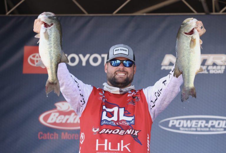 Mosley Junk Fishes His Way To Early Lead In Bassmaster Elite At Muddy Neely Henry Lake