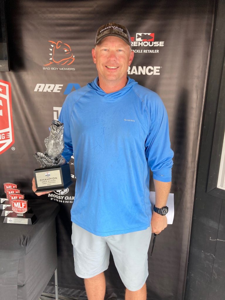 Conway’s Huselton Wins Two-Day Phoenix Bass Fishing League Super-Tournament on Lake Hamilton Presented by Berkley