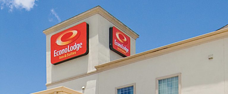 Econo Lodge To Sponsor Two Bassmaster Elite Series Events In 2017