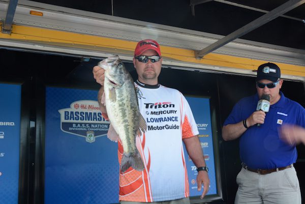Tennessee Angler Has Ounces Lead At Nation Southern Divisional
