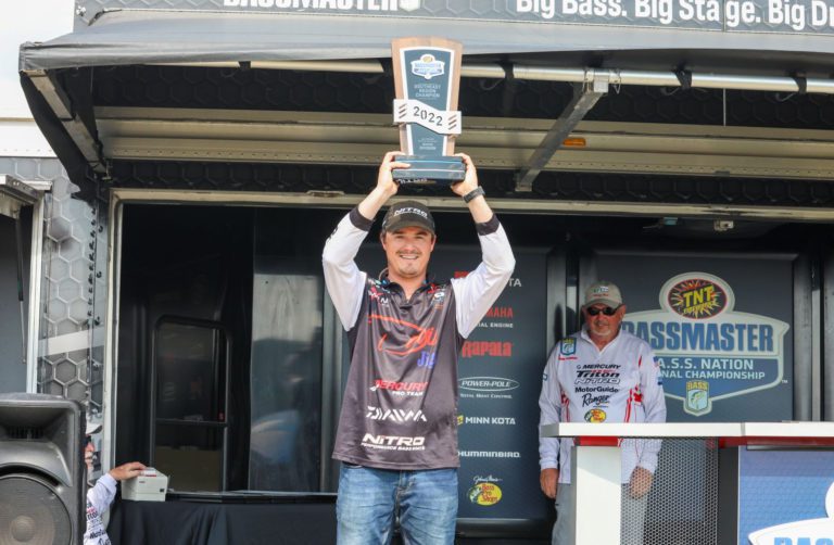 Alabama’s Davis Comes From Behind To Win B.AS.S. Nation Southeast Regional On Smith Lake