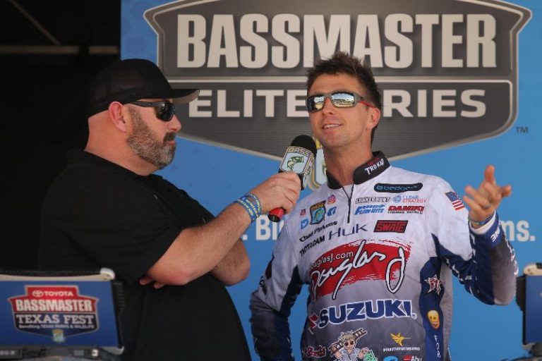 Pipkens Takes Slim Opening-Round Lead At Toyota Bassmaster Texas Fest On Lake Fork