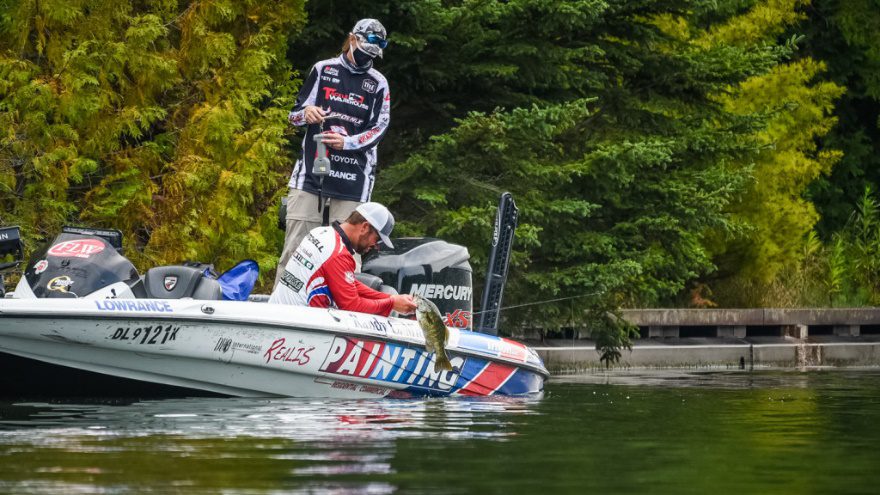 Kurt Mitchell Dominates Day One at Tackle Warehouse TITLE presented by Toyota at Sturgeon Bay
