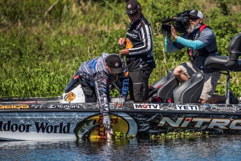 “Major League Fishing” Dominates the Competition and  Stands Alone Among Bass Fishing Television Fans