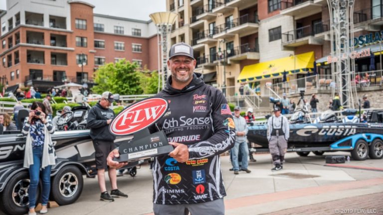 LAMPE’S OLLIVERSON WINS COSTA FLW SERIES TOURNAMENT ON TABLE ROCK LAKE PRESENTED BY POWER-POLE