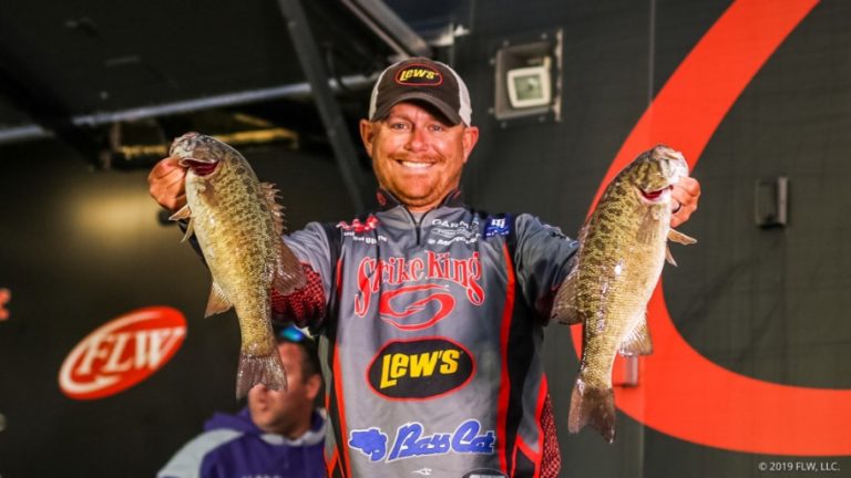 UPSHAW LEADS AT DAY TWO OF COSTA FLW SERIES CHAMPIONSHIP ON LAKE CUMBERLAND