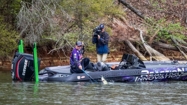 Tennessee’s Abram Extends Lead at Tackle Warehouse Pro Circuit at Lake Martin