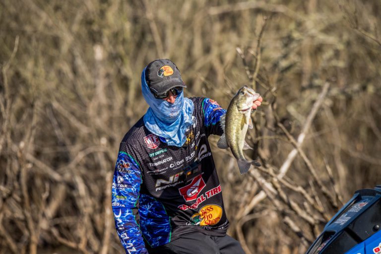 DeFoe Wins Major League Fishing Bass Pro Tour Toro Stage One at Sam Rayburn Reservoir Presented by Power-Pole